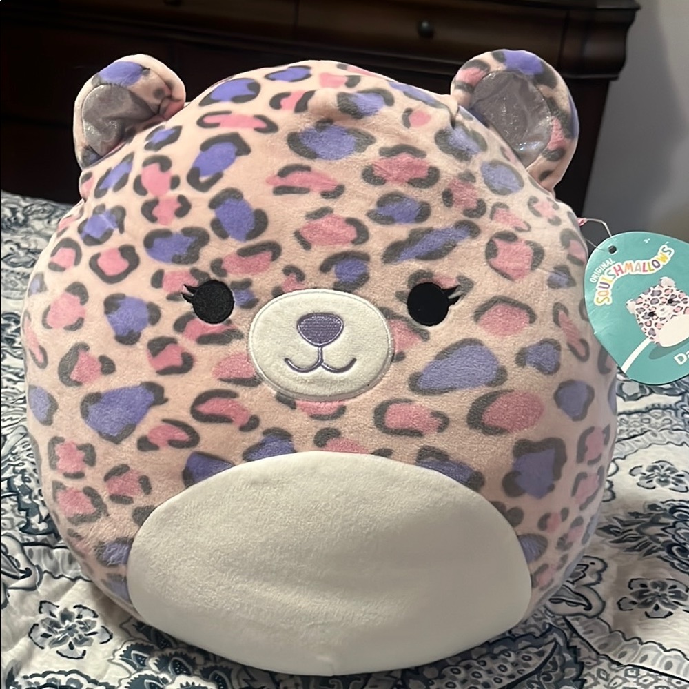 ⭐️NWT⭐️Squishmallows 12-Inch Dallas Pink and Purple Leopard - Medium-Sized